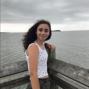 Meet your Posher, Luciana